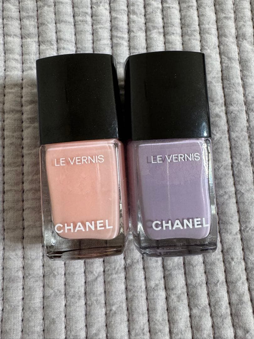 2回位使用　シャネル　マニキュア2色セット SKIEUSE INMORTELLE ネイルエナメル - メークアップ | CHANEL シャネル