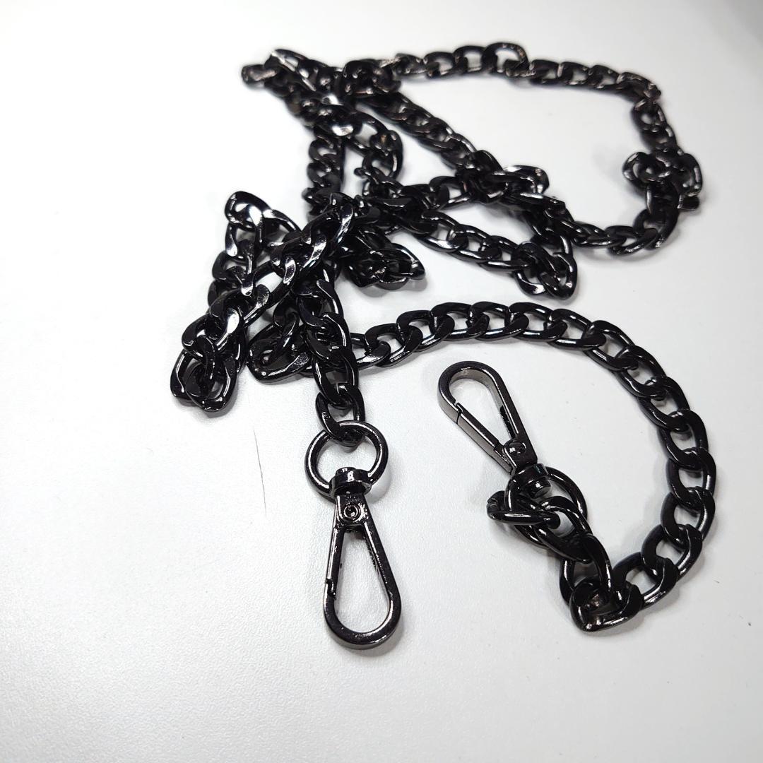 BAOBAO ISSEY MIYAKE ショルダーポーチ メタリックグリーン - メルカリ