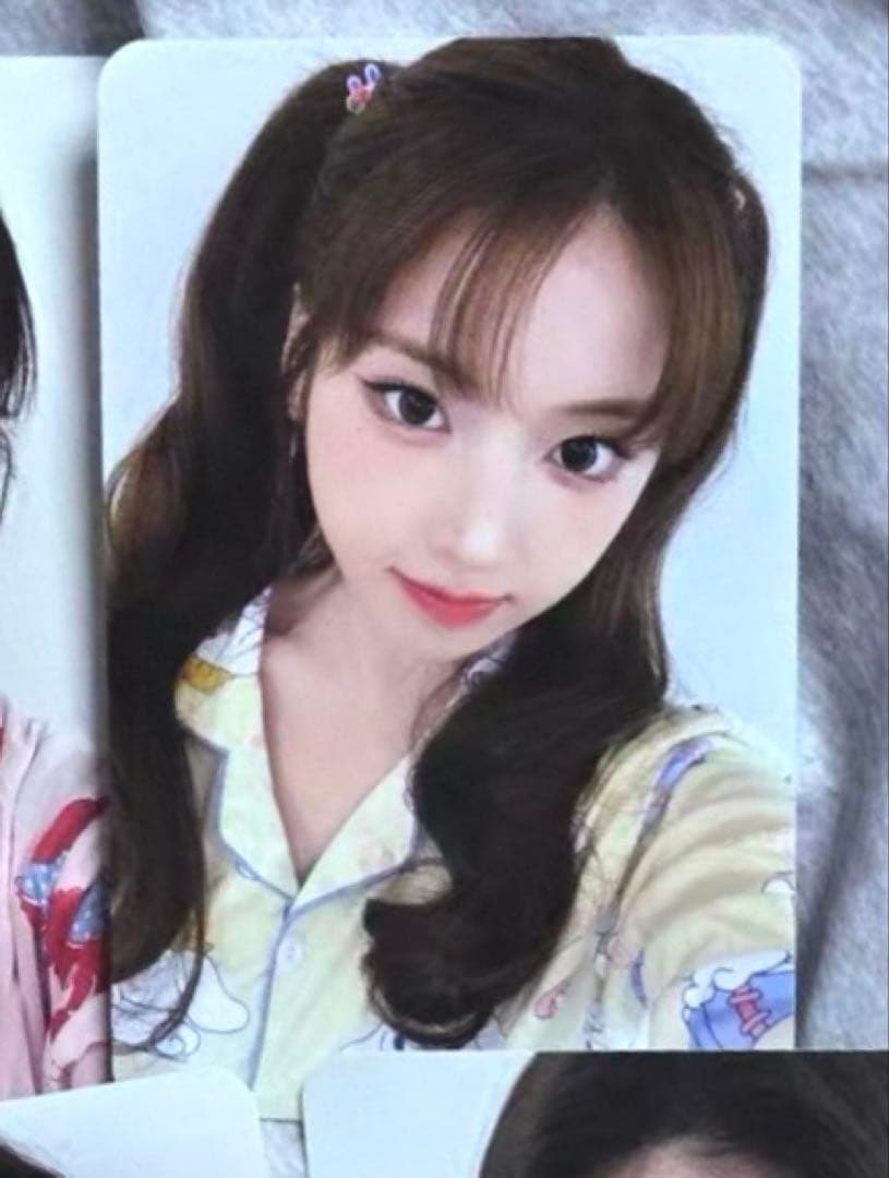 NMIXX ジウ 1st makestar サイン会限定 寝巻 トレカ A