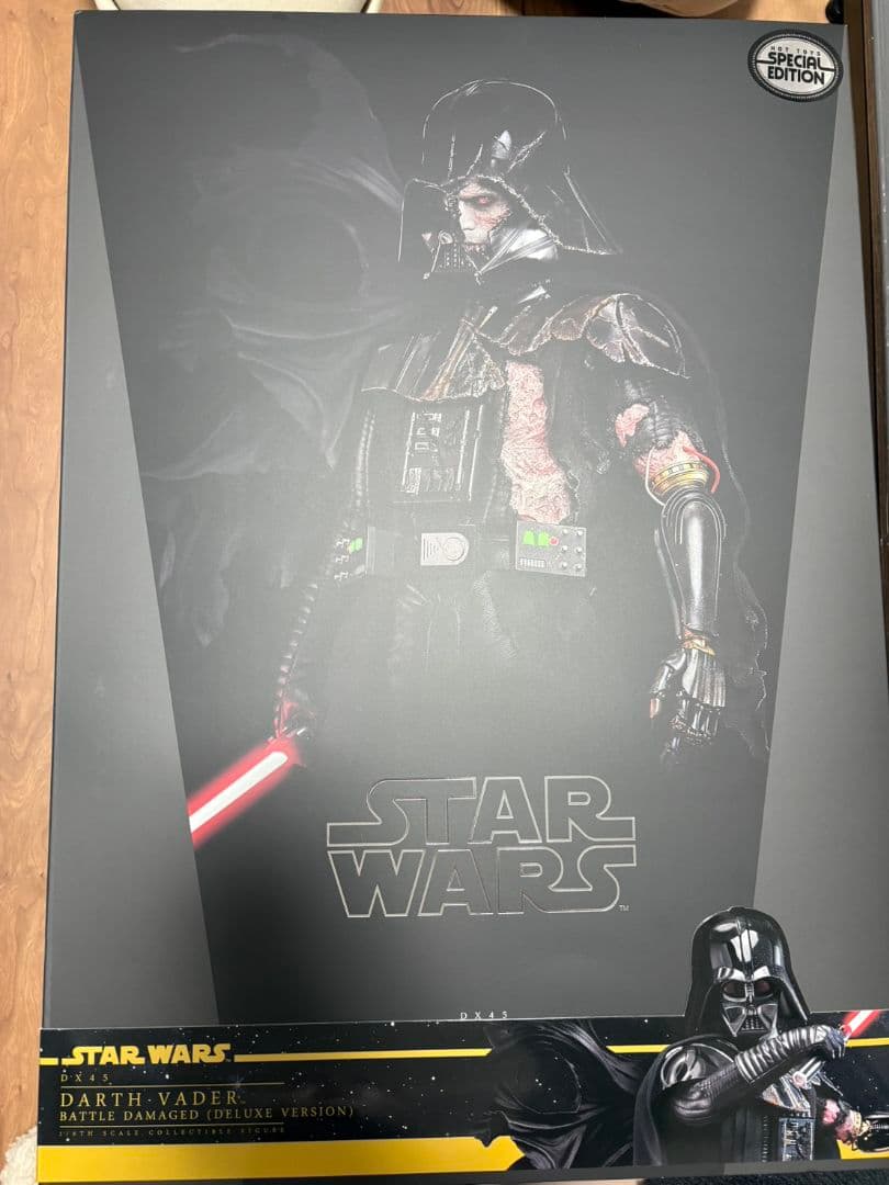 Darth Vader Battle Damaged 　ホットトイズ