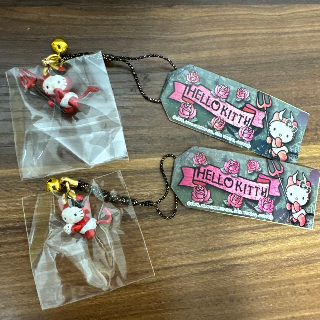 【未開封・送料無料】キティちゃん 根付け ストラップ 2006年 デビルKT2点 未開封・送料無料】キティちゃん 根付け ストラップ 2006年 デビルKT2
