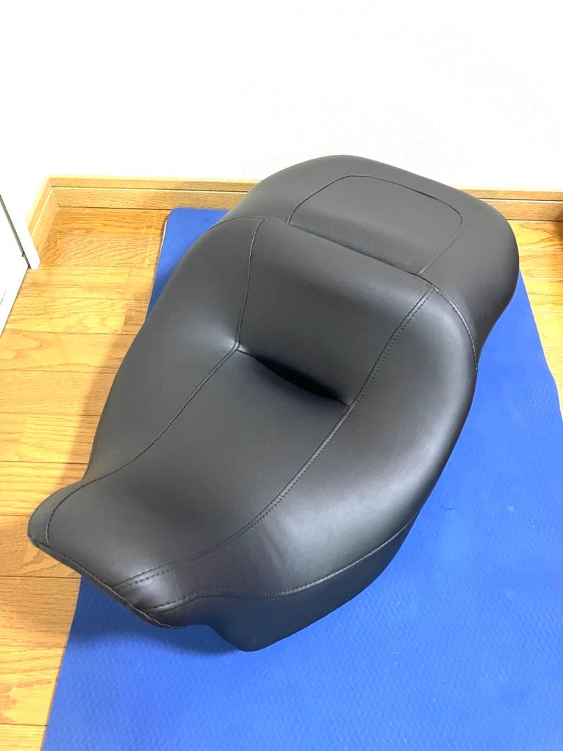 ハーレー　Harley-Davidson 純正　シート　　ツーリング　レア