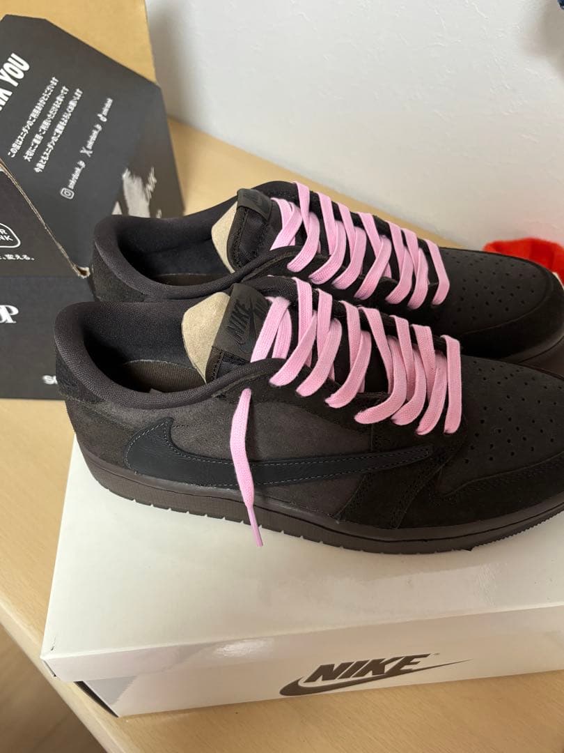 Travis Scott ×Jordan 1 Low Velvet Brown Official Look at the 'Velvet Brown' Travis Scott x Air Jordan 1 Low