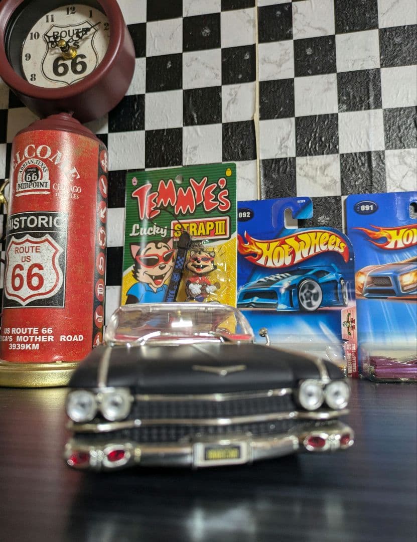 激レア jadatoys キャディラックデビル ファイヤーフレームス1/24