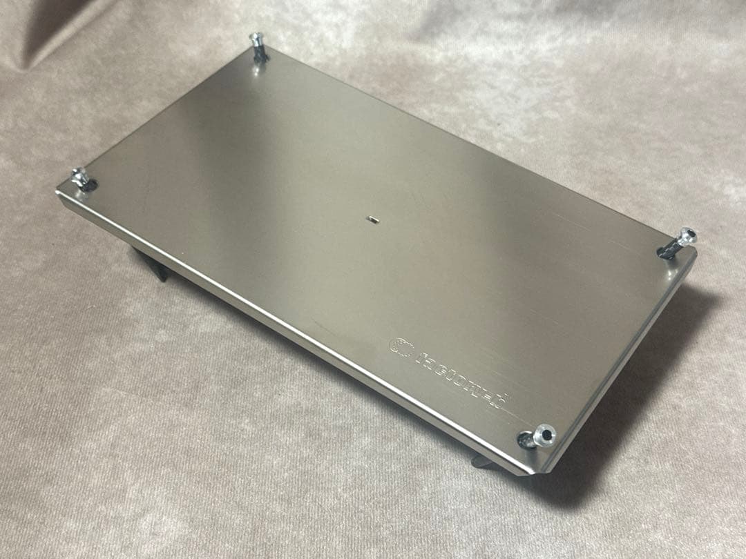 【新品未使用】factory-b LEVEL チタンテーブル