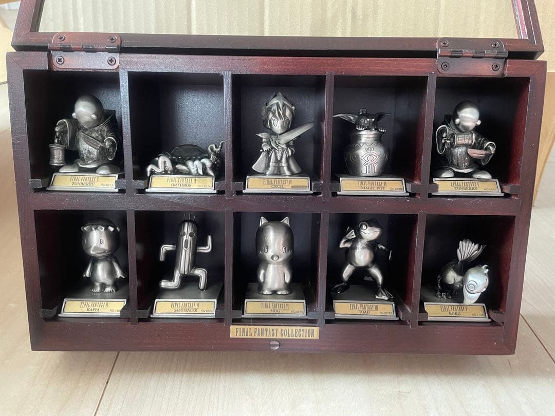 ファイナルファンタジークロムフィギュア ファイナルファンタジー クロムフィギュア トンベリ FF5 - メルカリ