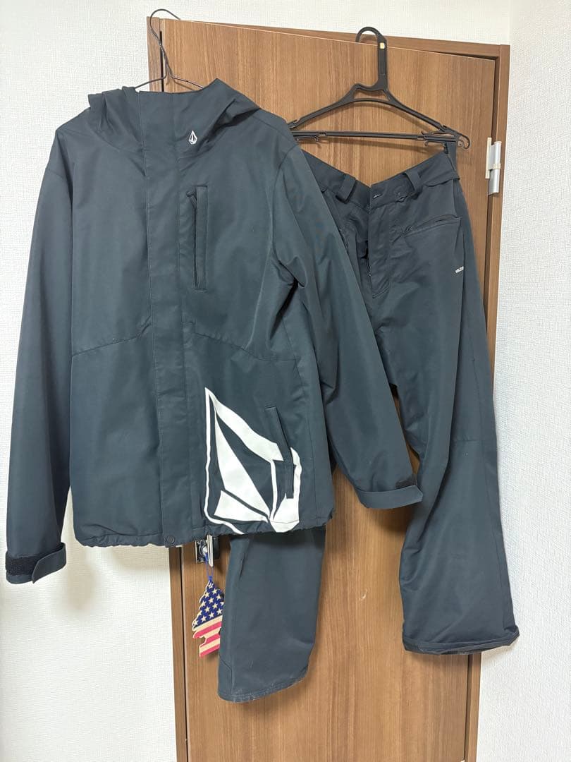 VOLCOM スノーボードジャケット Mサイズセット