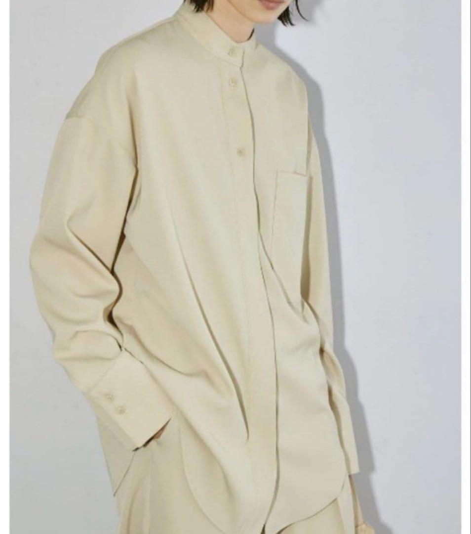 トゥデイフル　スタンドカラーツイルシャツ TODAYFUL（トゥデイフル）の「スタンドカラーツイルシャツ（シャツ