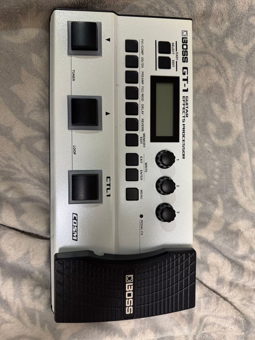 GT1 限定生産ホワイトカラー