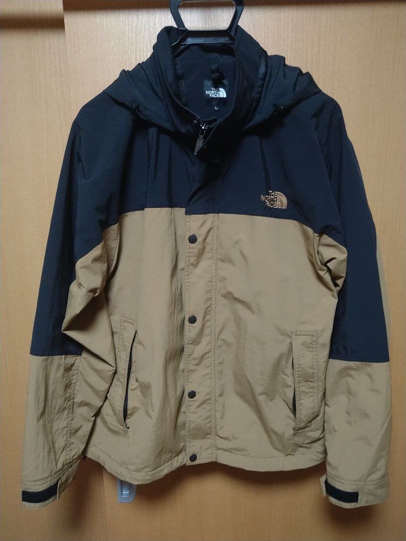 ノースフェイス　マウンテンパーカ