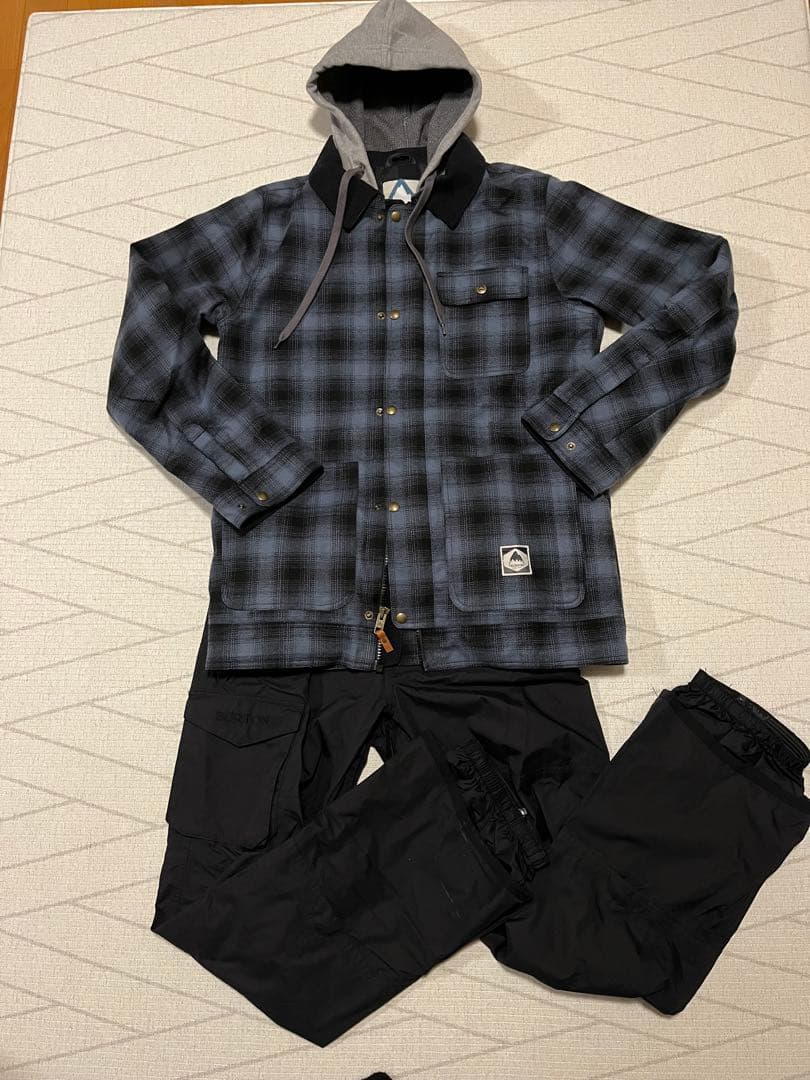 BURTON スノーボードウェア M 上下セット