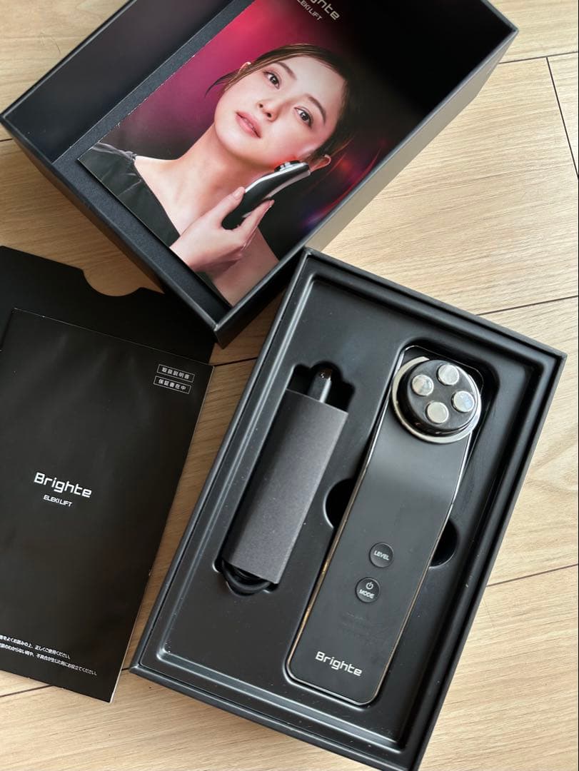 美品★ELEKI LIFT ブライト 美顔器 EMS