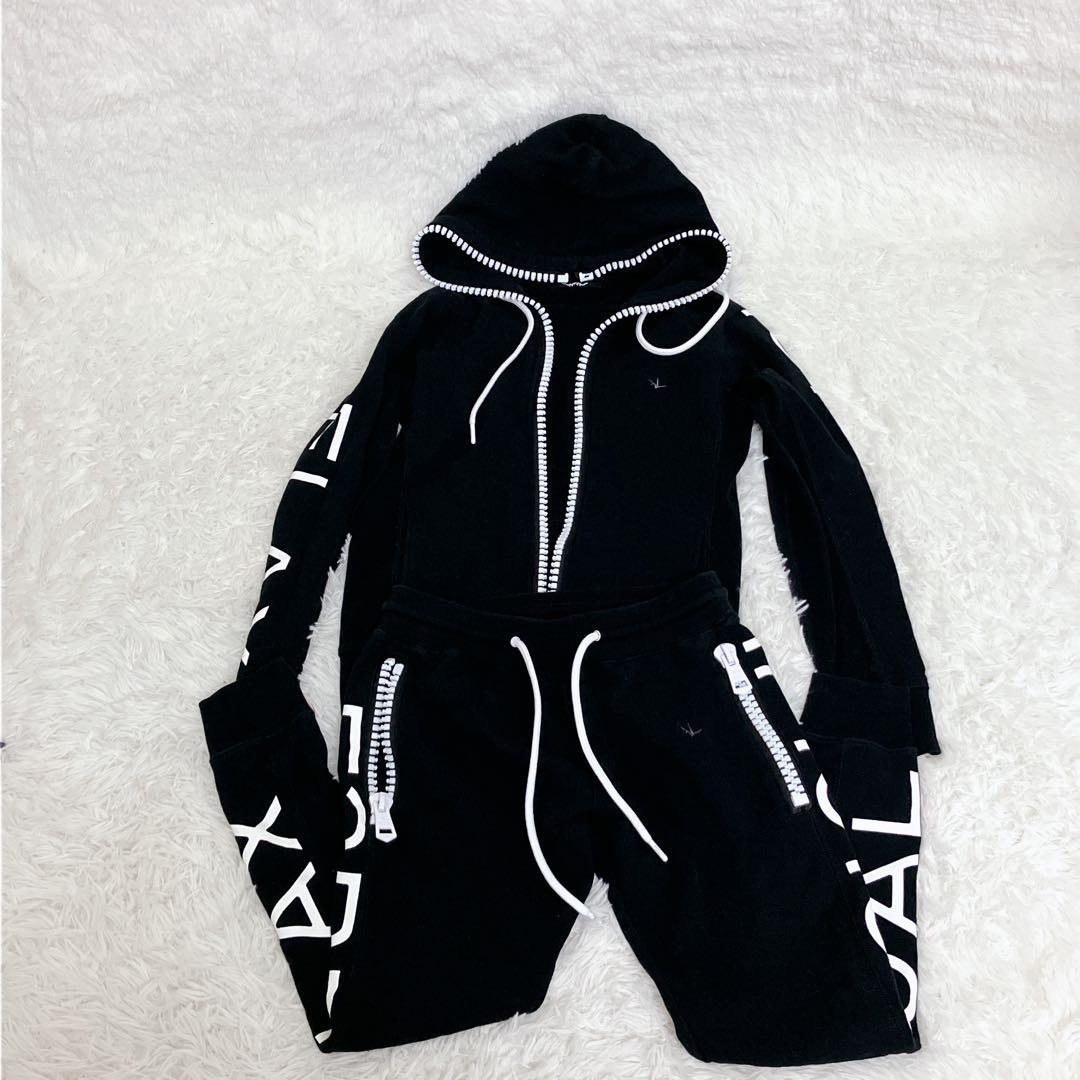 【美品】1PIU1UGUALE3 RELAX 黒　ロゴ　パーカー　セットアップ