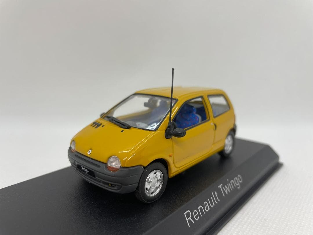 404-072 ノレブ 1/43 ルノー トゥインゴ 1993 Yellow