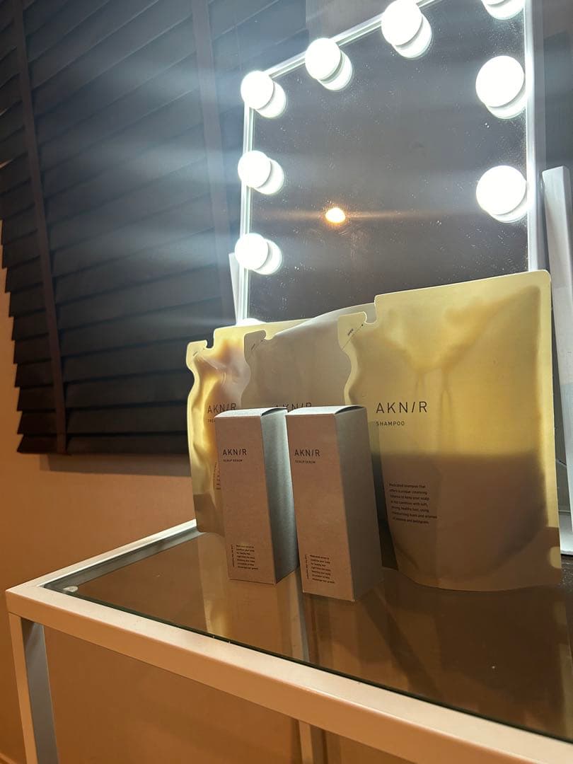 AKNIR シャンプートリートメント詰め替え4個&スカルプセラム 2個