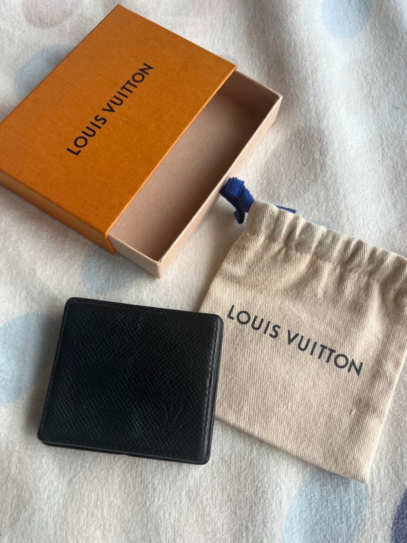 マ*ク様 【極美品】ルイヴィトン タイガ ポルトフォイユ ボワット 黒 ケ