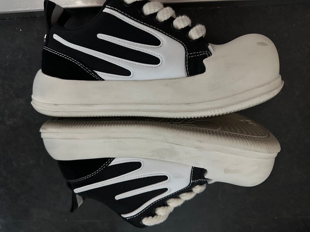 Rhime スニーカー ブラック/ホワイト 25.5cm