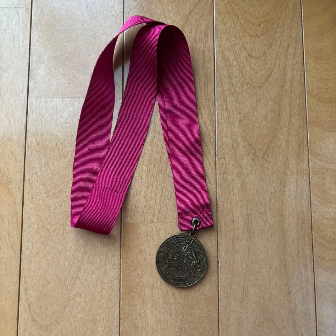 ディズニーランド☆シンデレラ城ミステリーツアー 勇者のメダル