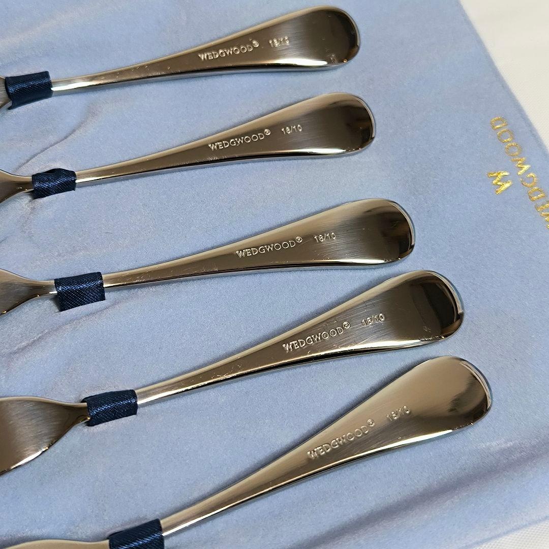 未使用 ウェッジウッド スワルタイニー フォーク カトラリー - メルカリ
