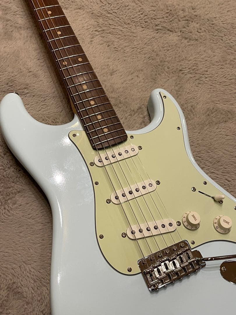 ギター Vanzandt STV-R2