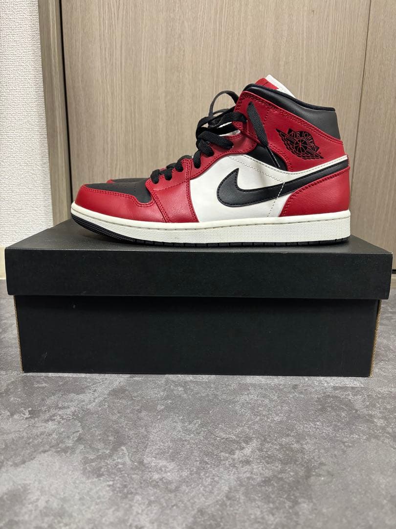 【箱付き】NIKE AIR JORDAN 1 MID ジョーダン1