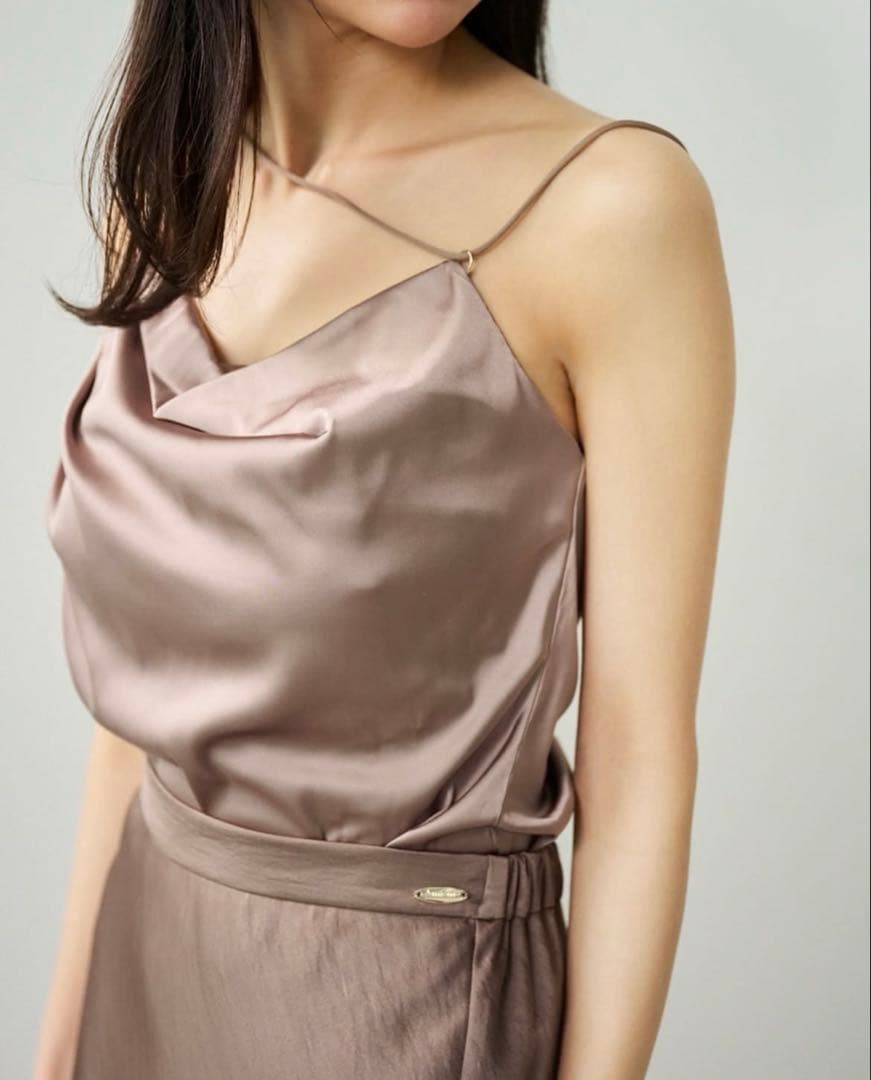 aimeine カップインドレープサテンキャミソール モカ 新品未使用タグ