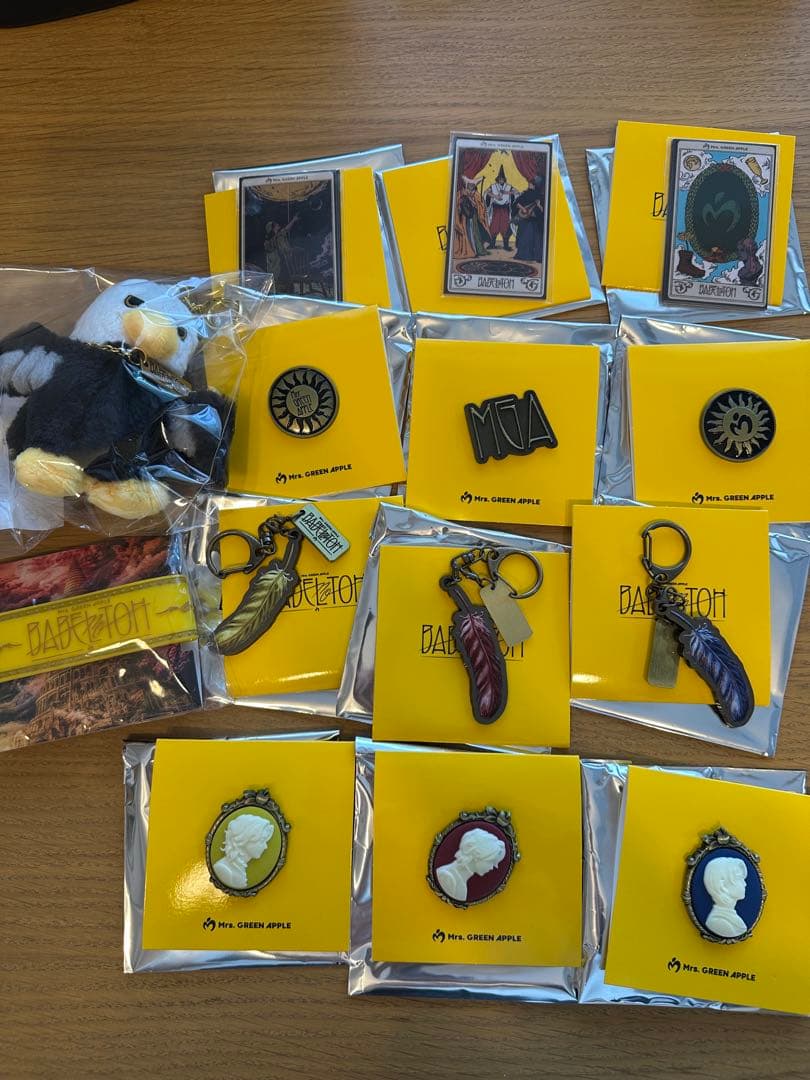 ミセス　バベルの塔　ランダムグッズ　使いの鳥　ラババン ミセスグリーンアップル バベルの塔 ペンライトリボン 使いの鳥 - メルカリ