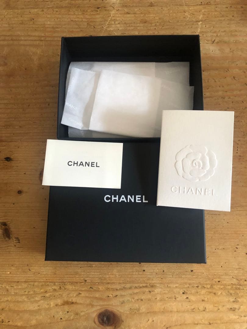 シャネルヘアコムシュシュ