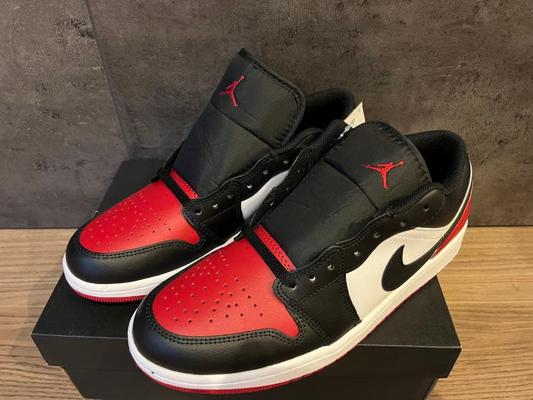 Air Jordan 1 Low ブラック/レッド