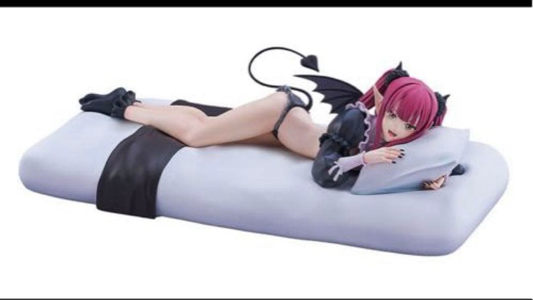 着せ替え人形フィギュア