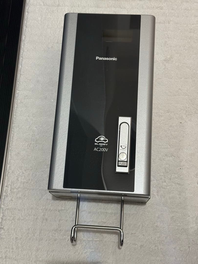 パナソニックEV・PHEV充電用ボックス ELSEEV cabi BPE021 EV・PHEV充電用] 充電ボックス ELSEEV cabi（エルシーヴ キャビ