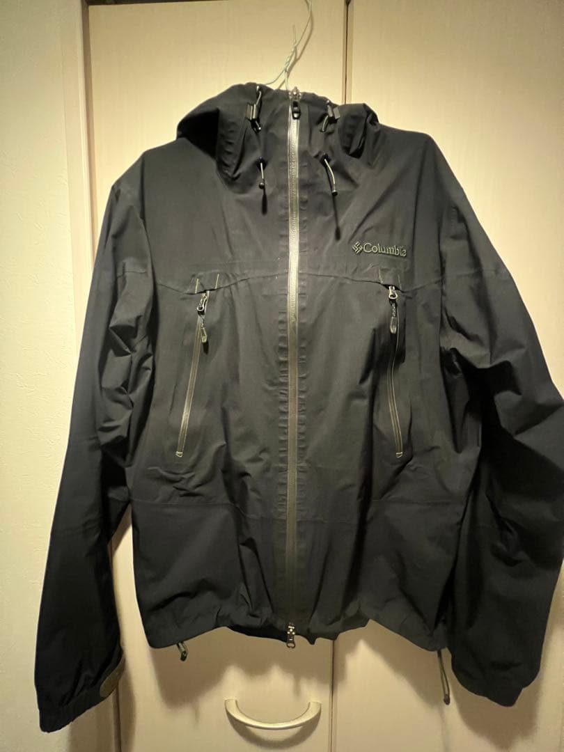 Columbia コロンビア マウンテンズアーコーリングIIジャケット ブラック