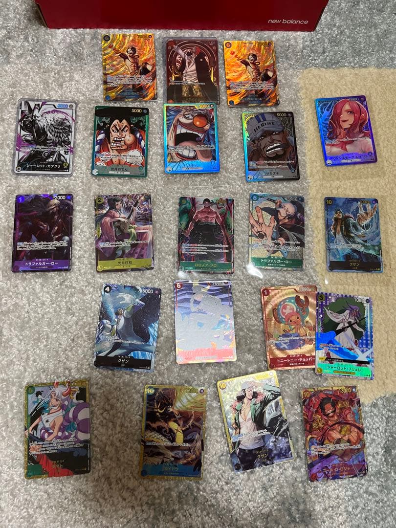 ワンピースカード 引退品 メインシャンクス 3周年 金箔！ - メルカリ