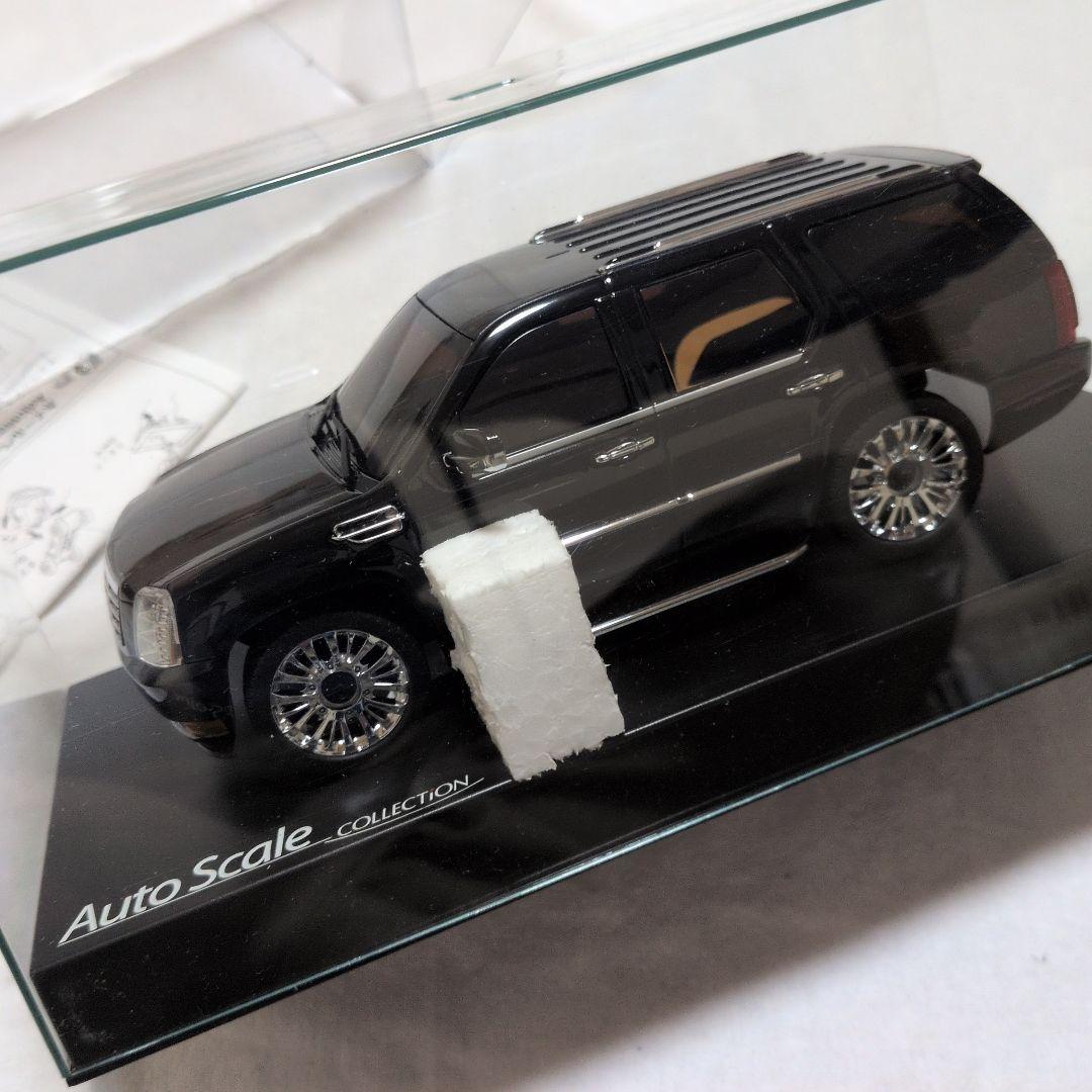 京商ミニッツ キャデラック エスカレード