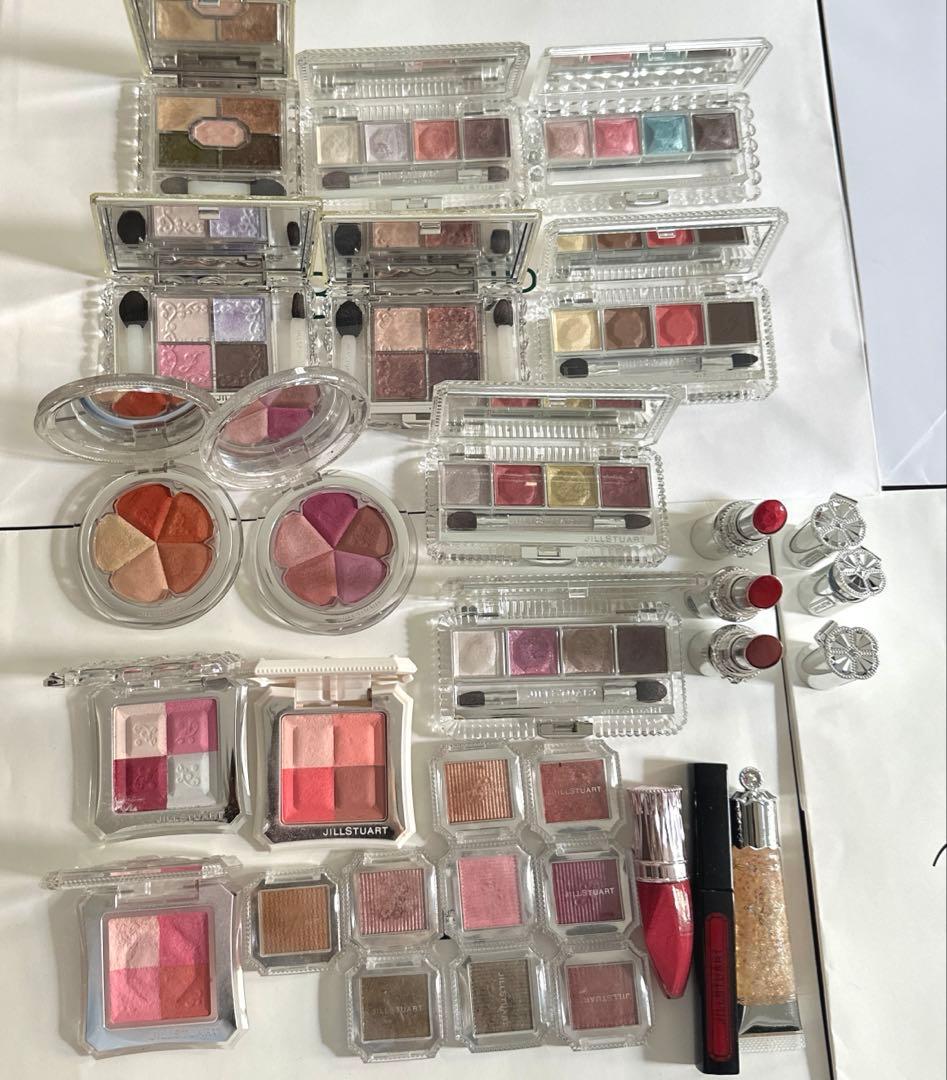 デパコスまとめ売り　ジルスチュアートセット⭐︎ JILL STUART/PRODUCTS/GIFT/メイクアップ(並び順：価格が安い順)