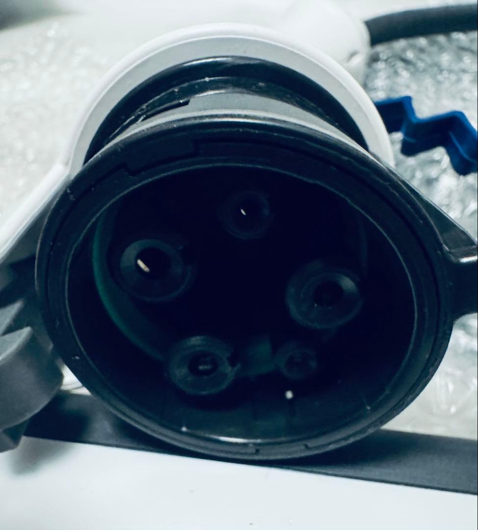 美品 三菱アウトランダー純正 充電ケーブル9482A426 …10 - メルカリ