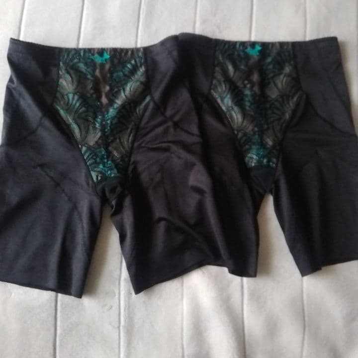 最終価格　マルコ　骨盤ガードル EL-76 黒×緑　レース　2枚 ガードル | 補整下着(補正下着)、ブラ・ショーツ・ガードル、着圧