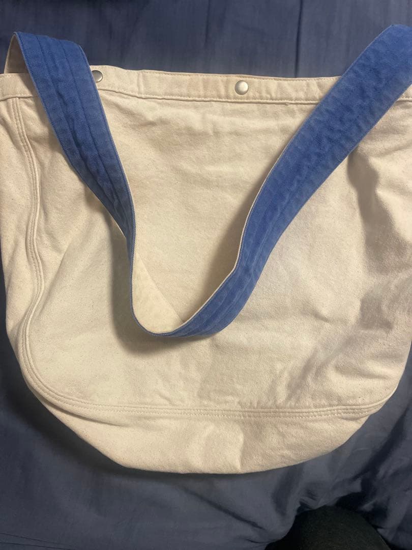 ヒステリックグラマーメッセンジャーバッグ CHILL OUTの通販はau PAY