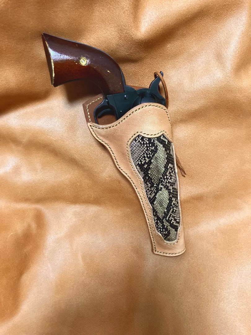 コルトSAAアーティラリー用右利きレザーホルスター No.782