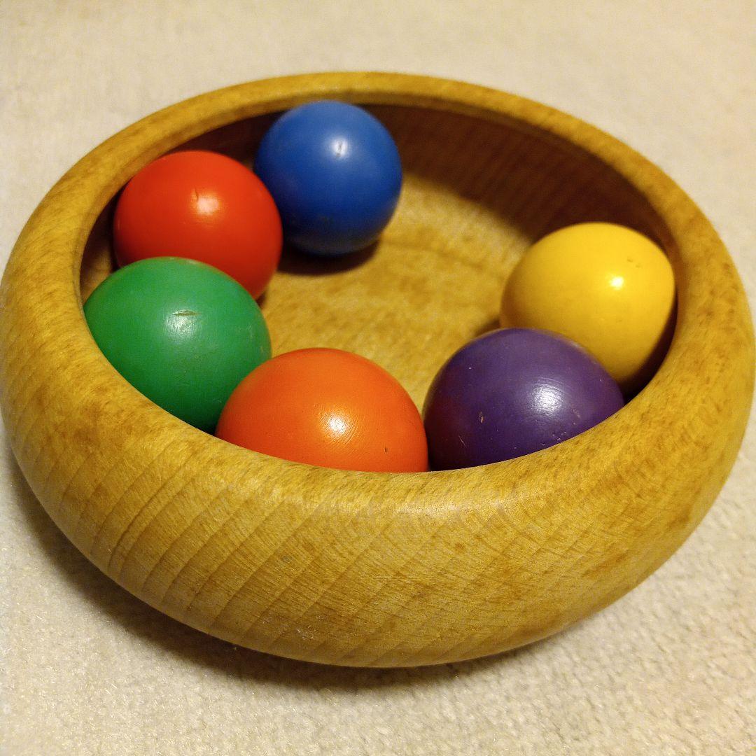 童具館 カラーボール waku 知育 木製玩具 - メルカリ