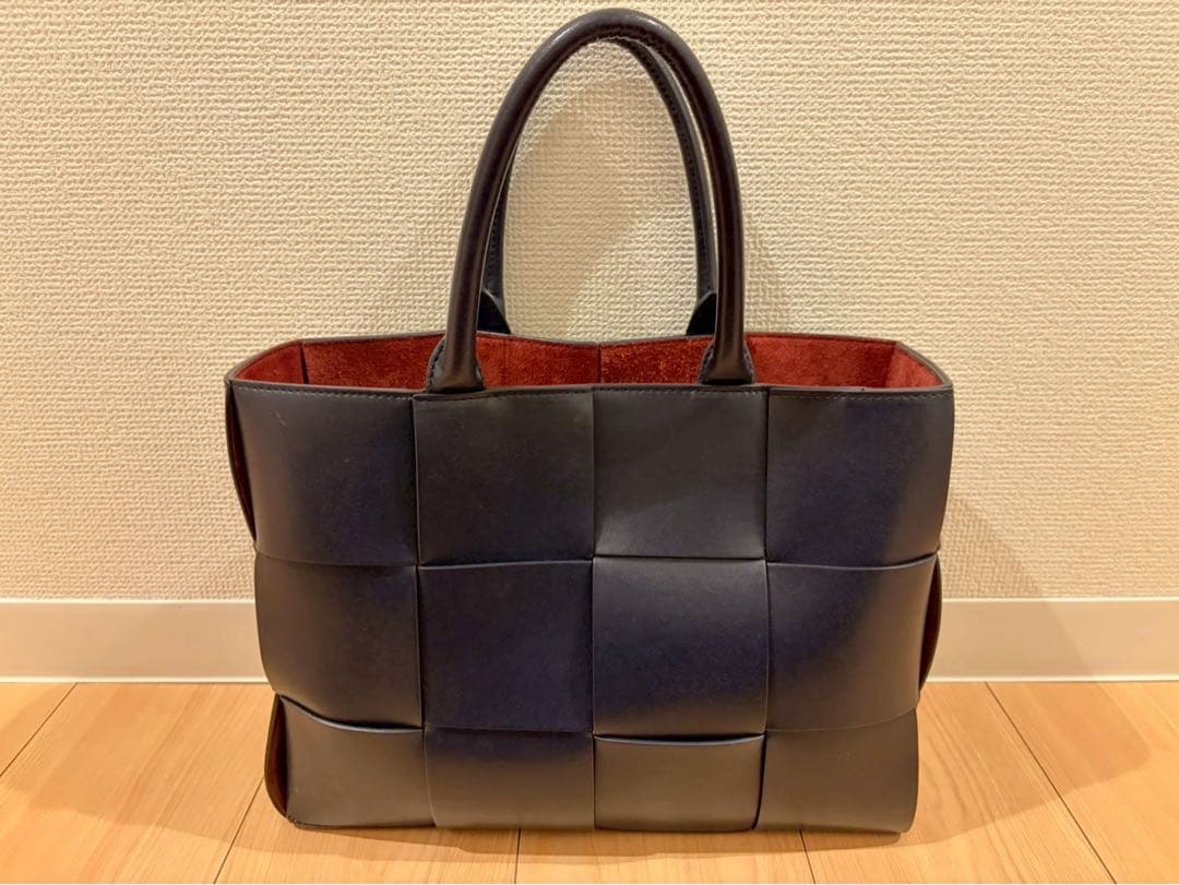 【圭介】BOTTEGA VENETA ネイビー トートバッグ
