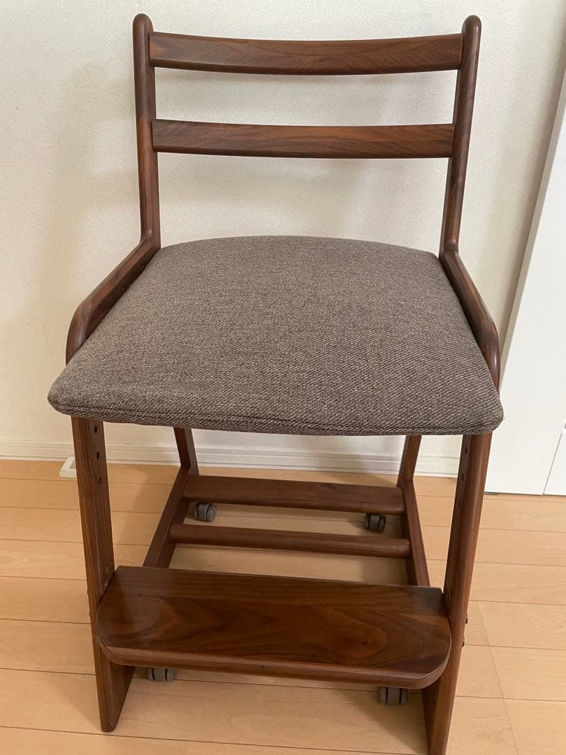 ISSEIKI ウォールナット チェア