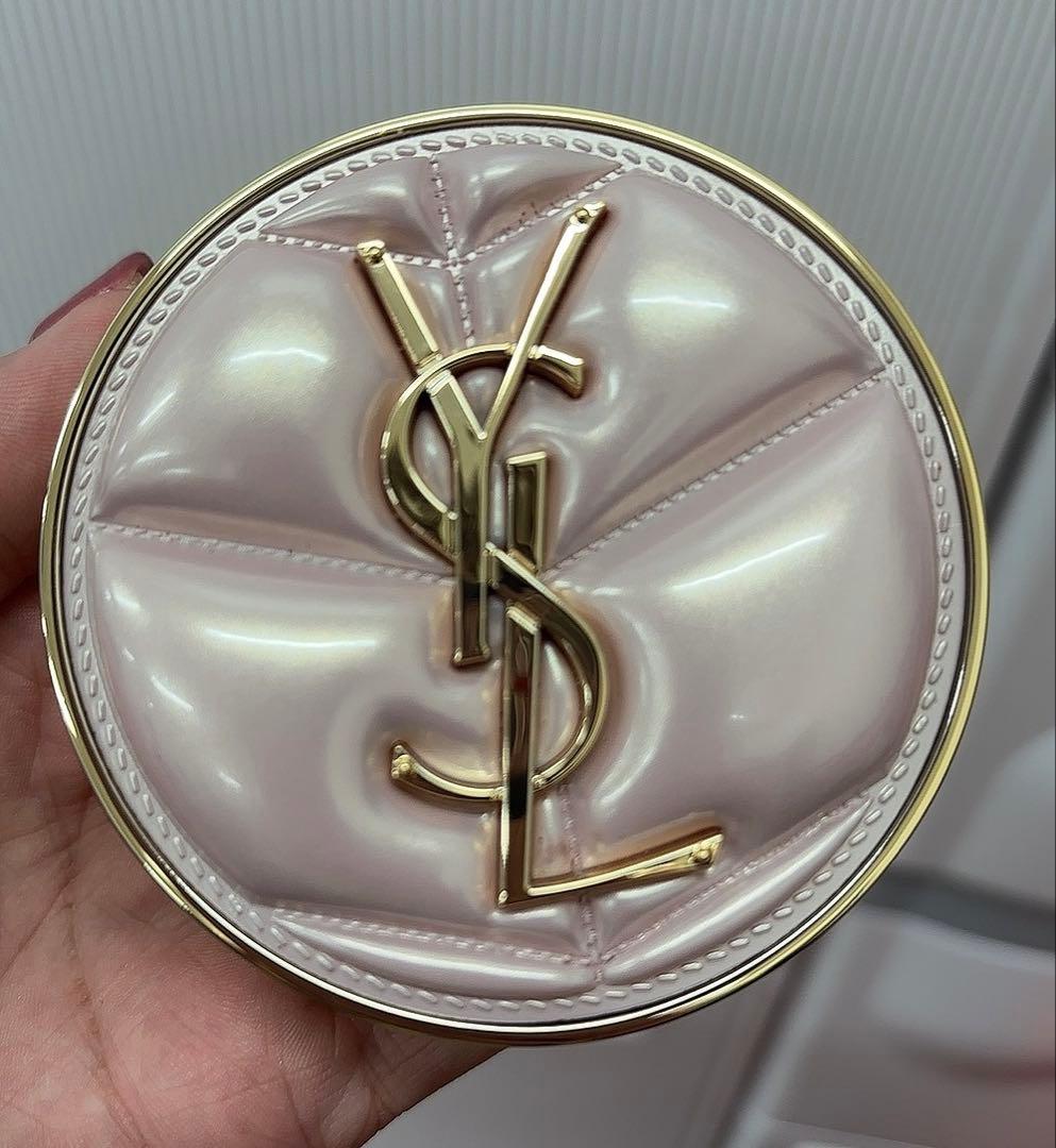 ラディアント タッチ グロウパクトB20 コレクター　限定品 ラディアント タッチ グロウパクト B20＜コレクター＞ / YVES SAINT