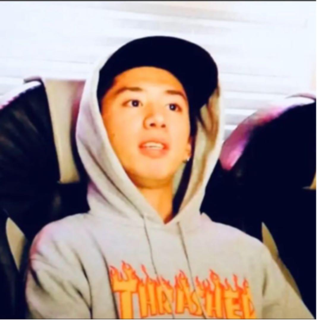 ワンオク Taka 着用 パーカー taka ロゴパーカー ワンオクロック