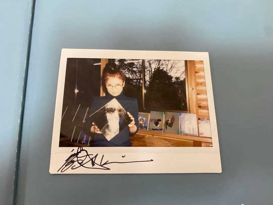 八代亜紀さん 真作 絵画 「風をみつめて…」 - メルカリ