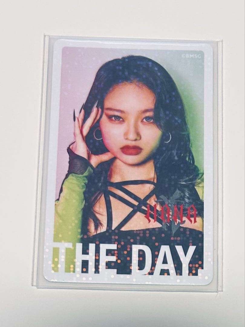 ユリ】 HANA ボディメンテ ボログラムトレカ - メルカリ