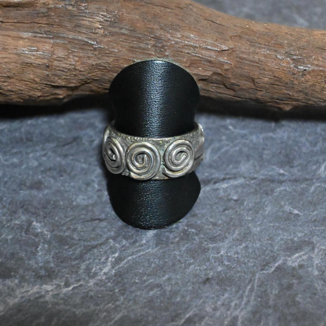 アレックスサンチェス(Alex Sanchez)ナバホ族　 ペトログリフ リング