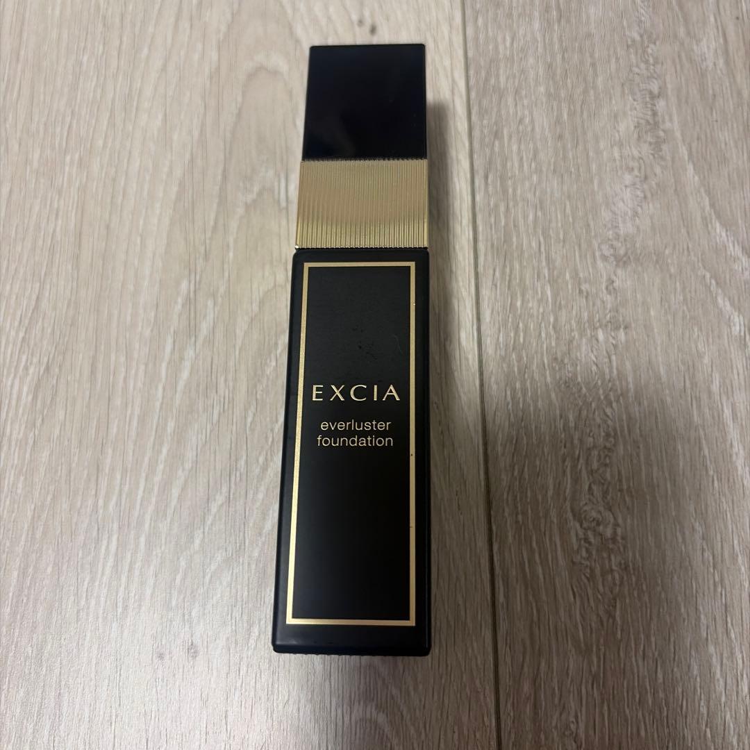 新品！未使用！エクシアEXCIA エバーラスターファンデーションOC101