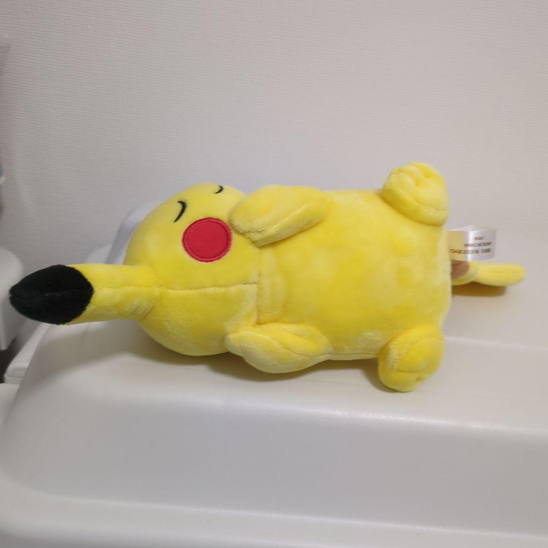 おねむりピカチュウ 2018 ポケモンセンター ぬいぐるみ - メルカリ