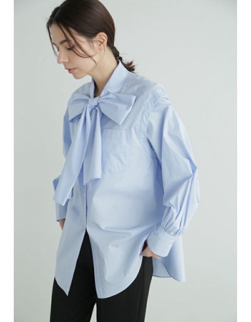 美品♡ジルスチュアート♡タイプライターボウシャツ♡ボウタイシャツブラウス セール】◇ラッフルボウタイブラウス（シャツ/ブラウス）｜JILL by